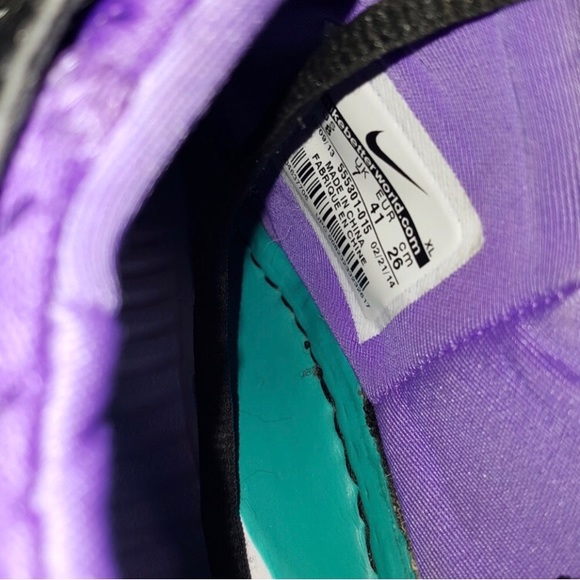 Nike running Shoes - Picture 3 of 4